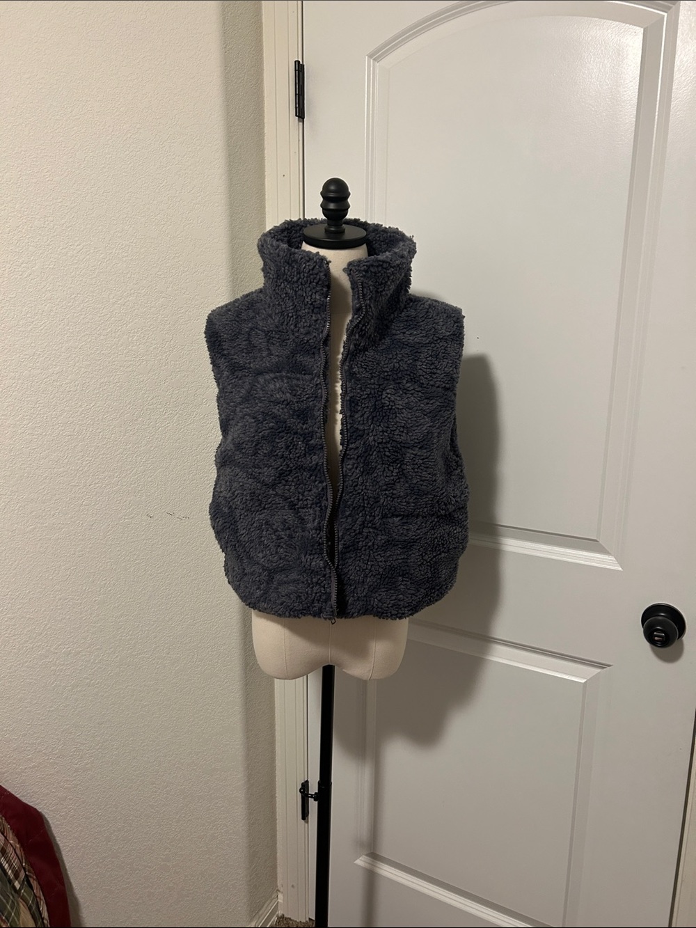 NWT Baevely Blue Cozy Sherpa Zip-Up Vest Size Large